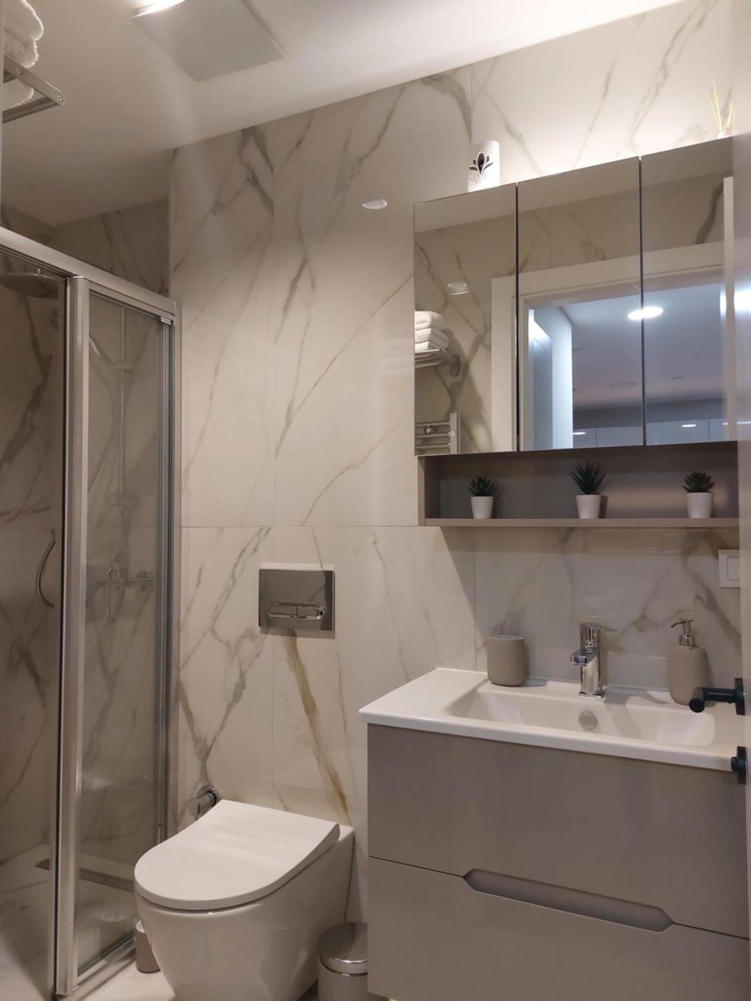Divine 69 Luxury Apartment, Skopje City - Center, Diamond Residences, Free Parking Dış mekan fotoğraf