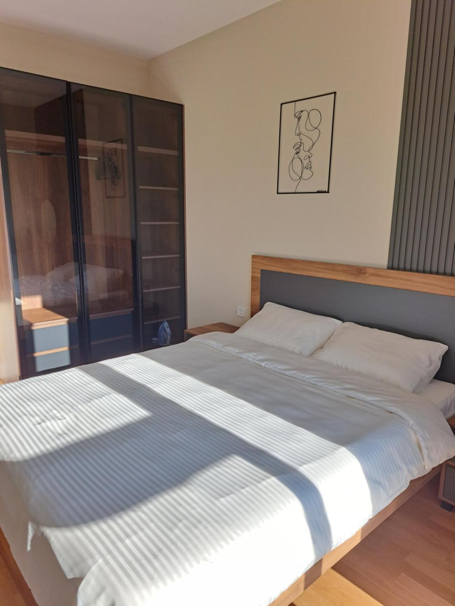 Divine 69 Luxury Apartment, Skopje City - Center, Diamond Residences, Free Parking Dış mekan fotoğraf